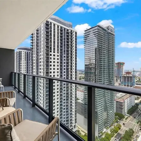2Br Apartment With Gym And Pools